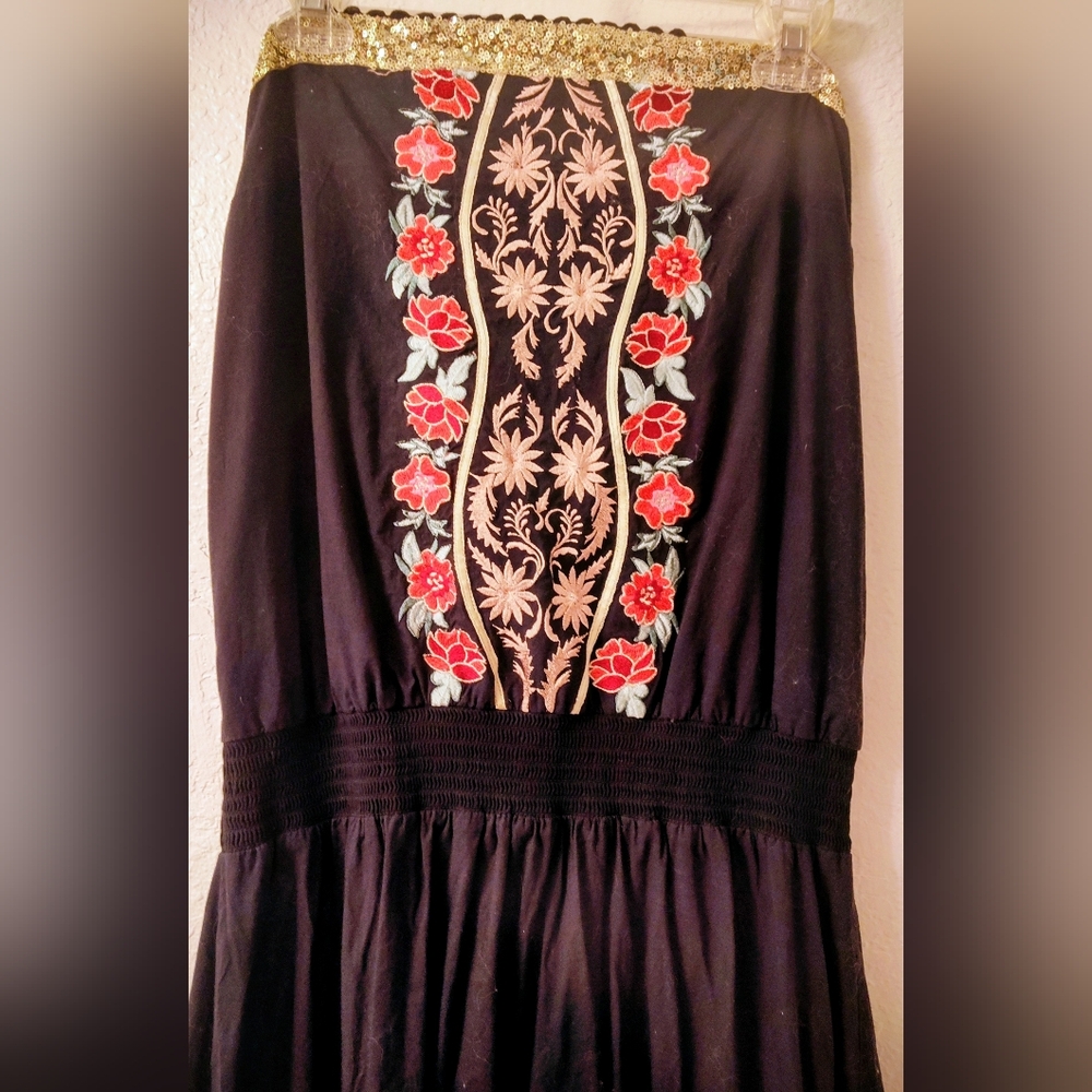 Venus Black Dress with Floral Embroidery and Gold Accents